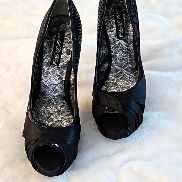 🖤🖤🖤NEW SATIN & SEQUIN PLEASER HEELS🖤🖤🖤 - Picture 3 of 16